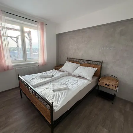 Penthouse - Kosmonautu Street * Karlowe Wary